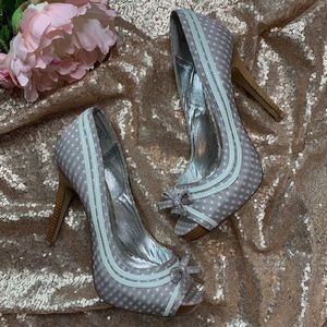 [Not Rated] Polka Dot Peep Toe Heels